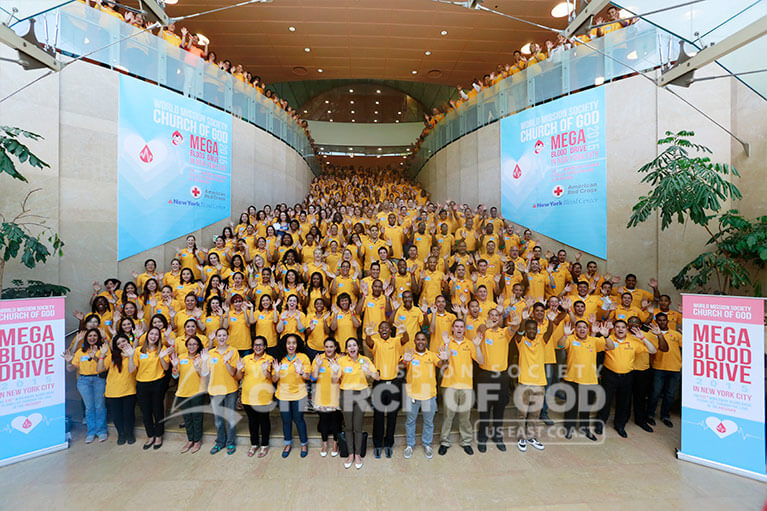 Group photo of World Mission Society Church of God volunteers after Mega Blood Drive 2015 in New York City