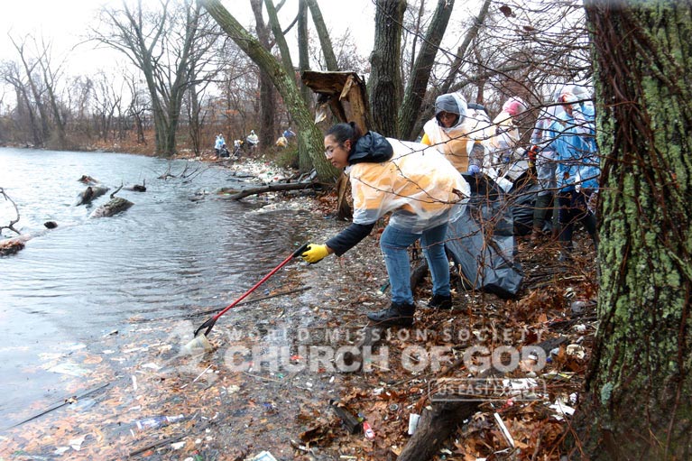 wmscog, world mission society church of god, new york, ny, long island, cleanup, asez, reduce crime, Hempstead lake state park, volunteerism, mother's street