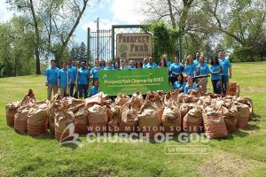 Group shot of ASEZ volunteers during their Prospect Park cleanup in Troy, NY