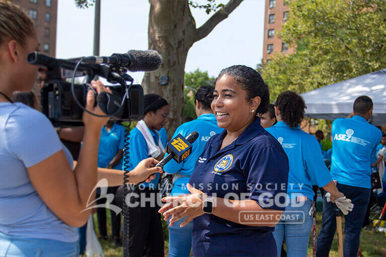 New York State Assemblywoman Karines Reyes speaking to the news about the Randall Avenue cleanup in the Bronx