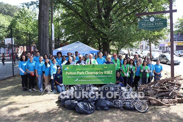 Group shot of ASEZ volunteers during the Pelton Park cleanup in Yonkers, NY