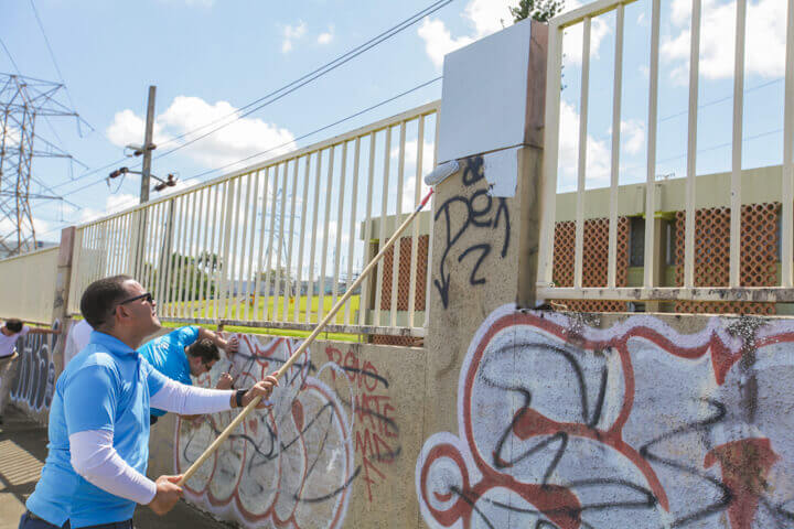 ASEZ Graffiti Removal and Cleanup Interamerican University of Puerto Rico