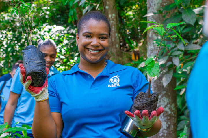 20240630 ASEZ Tree Planting Santiago DR 7(post)