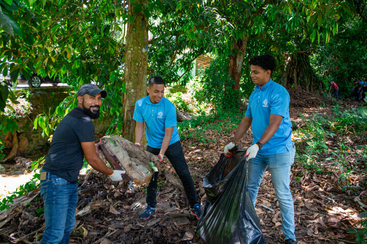 20240630 ASEZ Tree Planting Santiago DR 8(post)