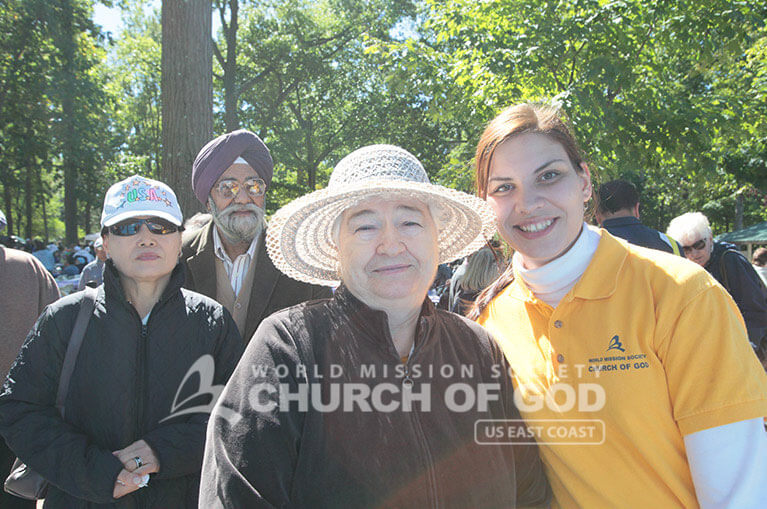 Bergen County Senior Picnic, world mission society church of god, paramus, board of chosen freeholders, senior citizens, chris christie, hurricane sandy, yellow shirts,