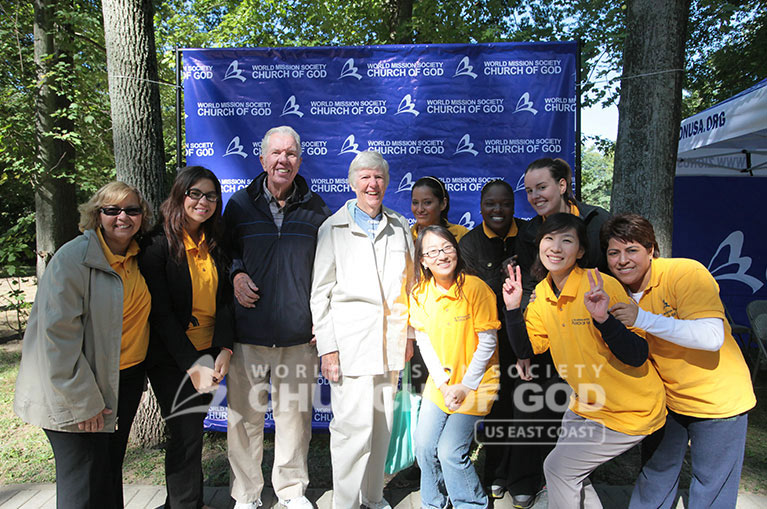 Bergen County Senior Picnic, world mission society church of god, paramus, board of chosen freeholders, senior citizens, chris christie, hurricane sandy, yellow shirts,