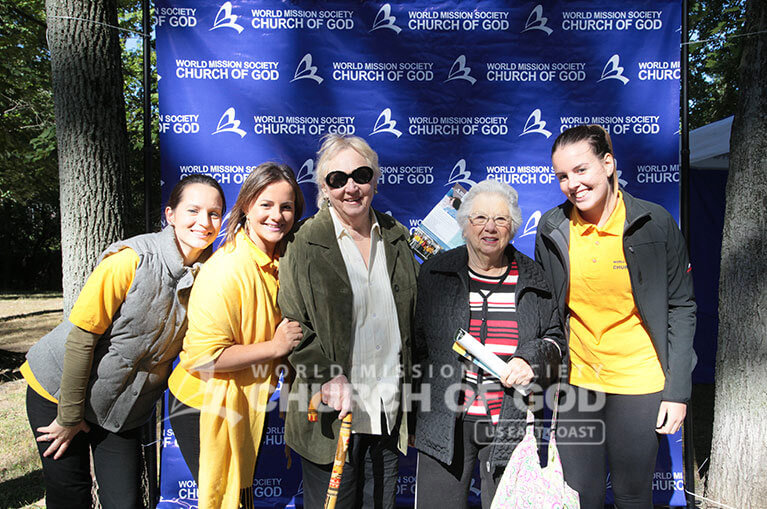 Bergen County Senior Picnic, world mission society church of god, paramus, board of chosen freeholders, senior citizens, chris christie, hurricane sandy, yellow shirts,
