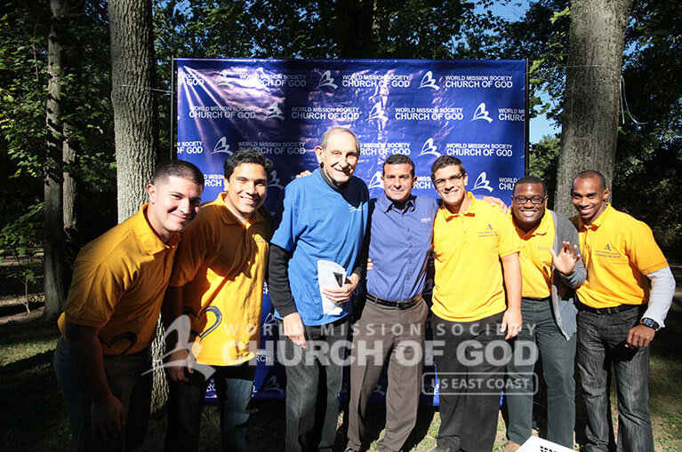 Bergen County Senior Picnic, world mission society church of god, paramus, board of chosen freeholders, senior citizens, chris christie, hurricane sandy, yellow shirts,