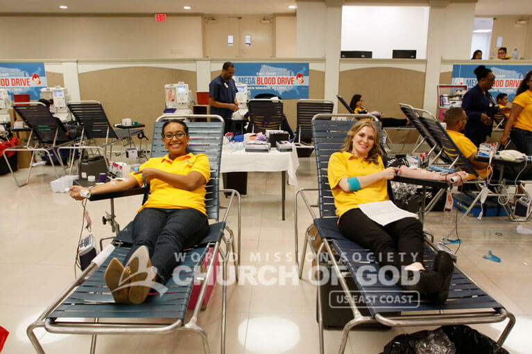 east coast mega blood drive 2016, world mission society church of god, new windsor, yellow shirt, volunteers