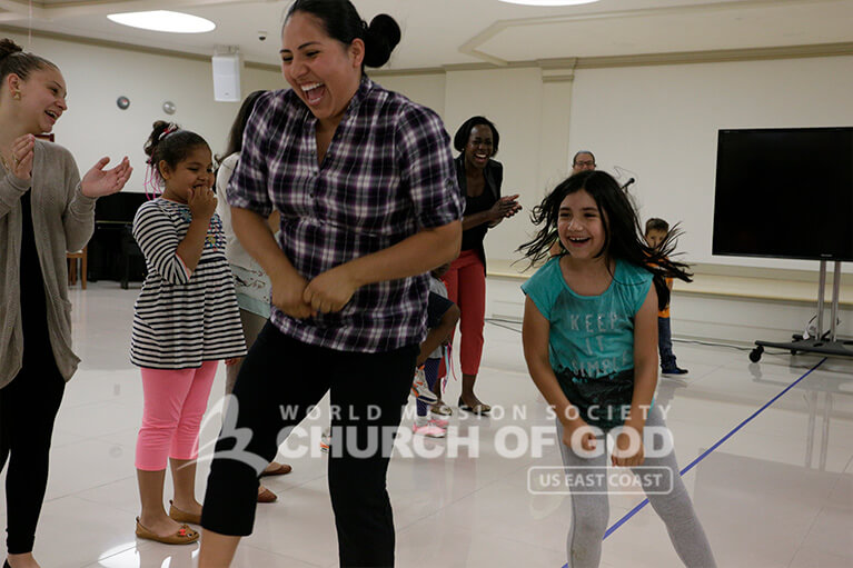 mommy, daughter, mom and child, dancing, dance class, fun games, World Mission Society Church of God, wmscog, love, family, New Windsor, NY, New York