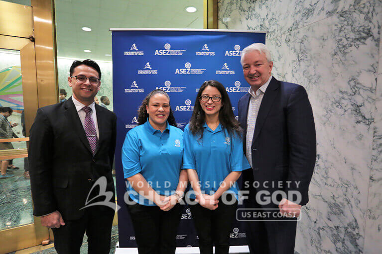 ASEZ volunteers with NY State Senator Phil Boyle